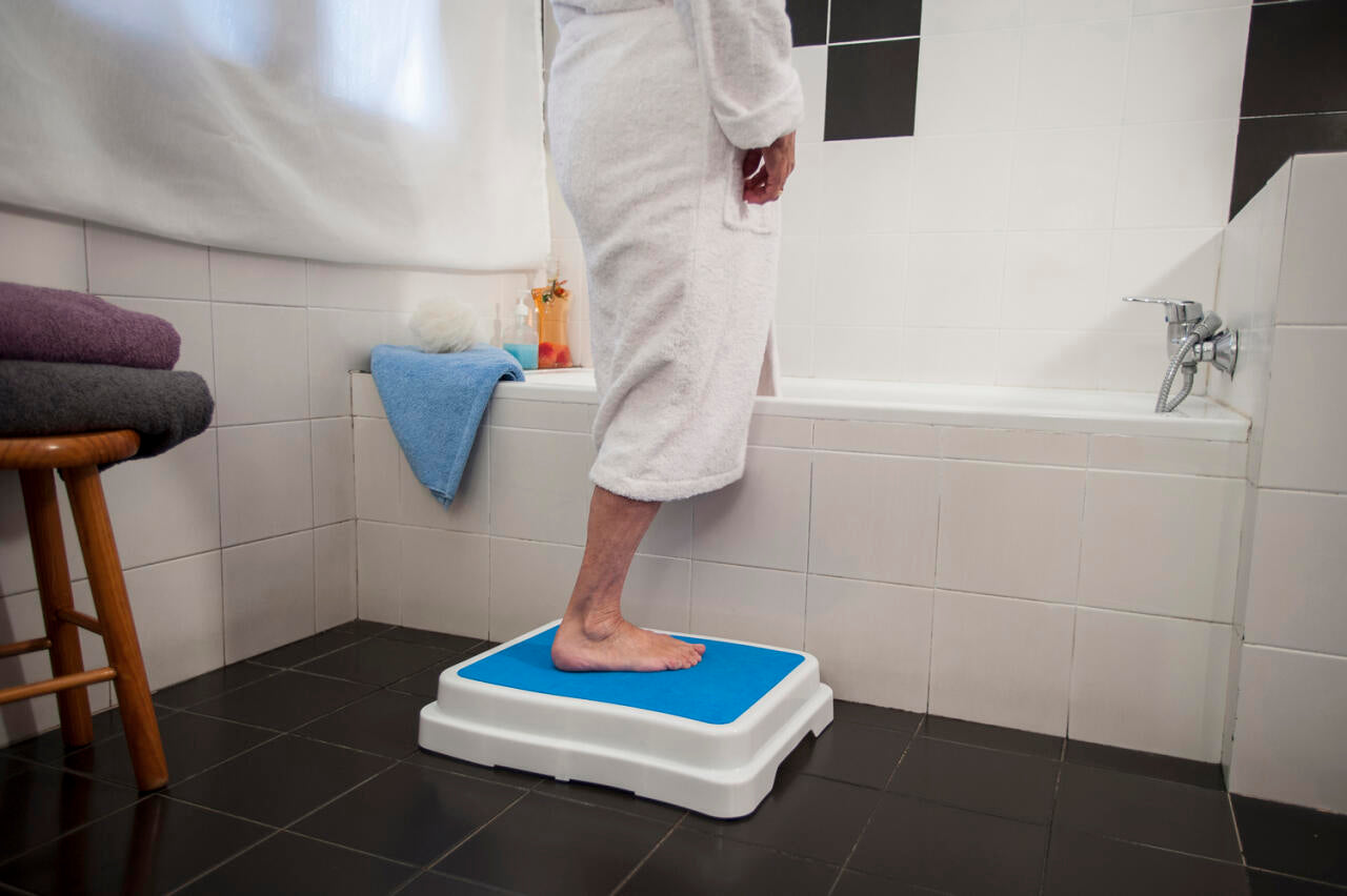 Bath Step